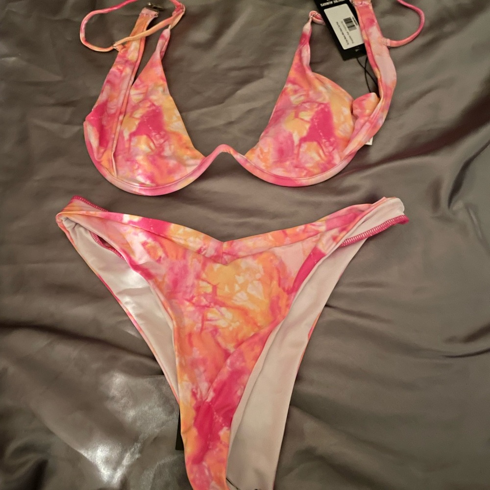 Bikni set brand new with tags on